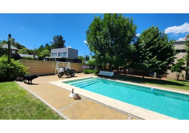 Alquiler Casa Quinta 5amb. Ezeiza, Barrio La celia