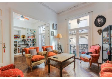 Venta espectacular piso de 5 ambientes, c/ baulera, Recoleta