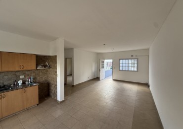Alquiler departamento en 1er piso de 3 ambientes, Villa Lugano